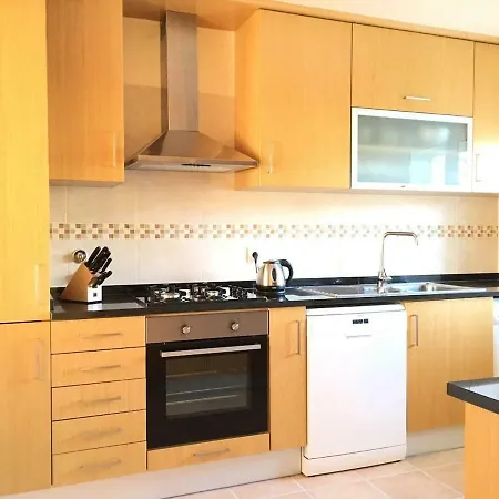 Varandas - Arrifana, Com Piscina, Junto à Apartamento *